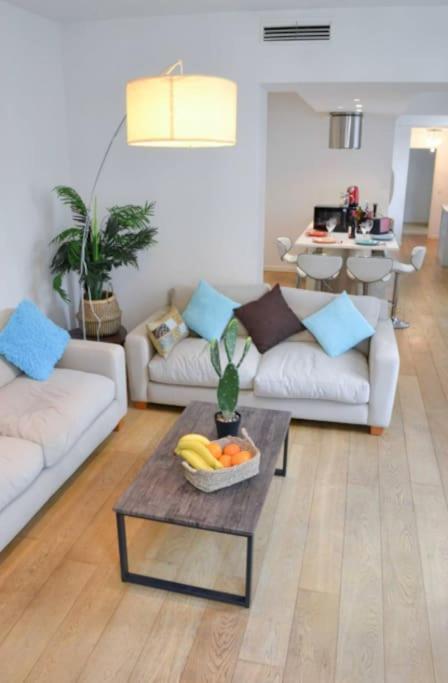 Appartement Centre-Ville Spacieux, Elegant / Climatisation Монпелие Екстериор снимка